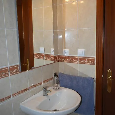 Apartamento En Avenida Nazaret Apartment *